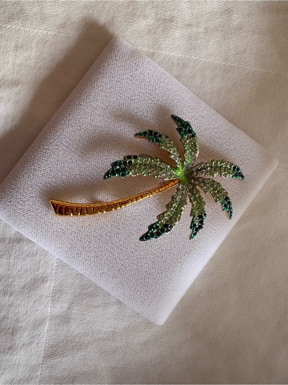 Palm Tree Rhinestone Brooch - Green & Gold - Picture 4 of 9